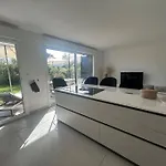 Clos D'alice 3 By Avecoeur Apartament